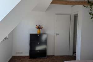 Großzügiges Einfamilienhaus mit 8 Zimmern, Garage und Stellplatz in Korntal-Münchingen/Kallenberg – Die vollständige Adresse der Immobilie erhältst du vom Anbieter., 70825 Korntal-Münchingen – Vorschaubild 11