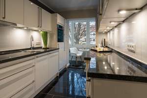 Helle 2-Zimmer Wohnung mit Wintergarten in Hannover-List – Lützerodestraße 4, 30161 List, Hannover – Vorschaubild 1