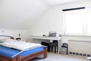 Klassisches Dreifamilienhaus mit Erweiterungspotential - auch als Mehrgenerationenhaus denkbar – Die vollständige Adresse der Immobilie erhältst du vom Anbieter., 79713 Bad Säckingen – Vorschaubild 8