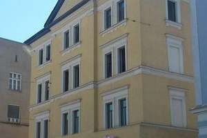 Helle, freundliche Dachgeschoß- Wohnung 2 ZKB