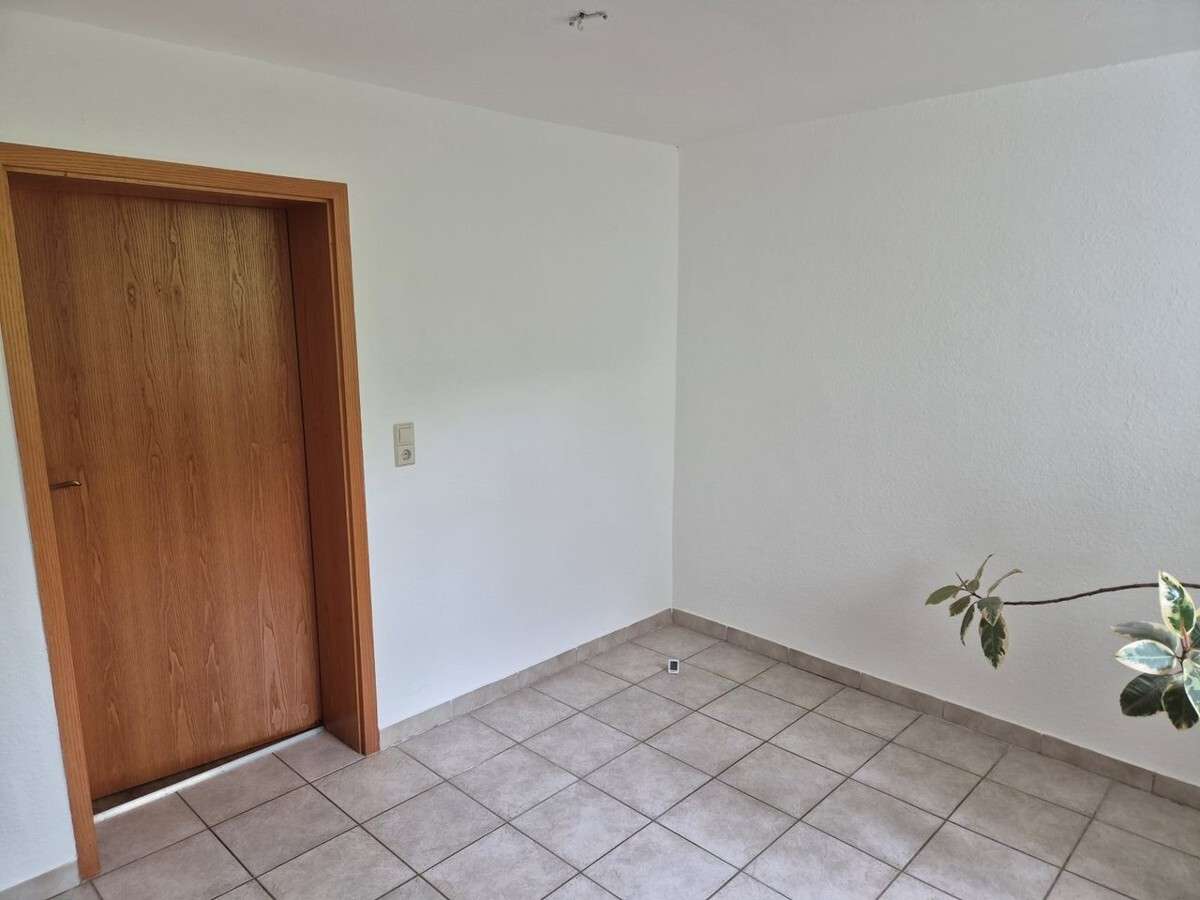 Immobilie in Hüfingen - Hüfingen - Sumpfohren - Schönes Einfamilienhaus mit Einliegerwohnung - Bild 9