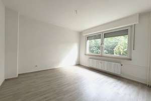 3-Zimmer-Etagenwohnung im 2.OG in Duisburg-Vierlinden – Die vollständige Adresse der Immobilie erhältst du vom Anbieter., 47178 Vierlinden, Duisburg – Vorschaubild 3