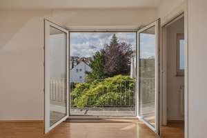 Charmantes 2-Familienhaus mit großem Garten und viel Potenzial in Stuttgart-Sillenbuch – 70619 Sillenbuch (Ortsteil), Stuttgart – Vorschaubild 2