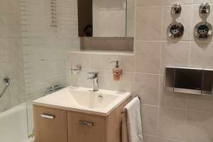 Vollmöblierte 2 Zimmer Wohnung am Stadtpark in Fürth – Die vollständige Adresse der Immobilie erhältst du vom Anbieter., 90762 Stadtpark, Stadtgrenze, Fürth – Vorschaubild 11