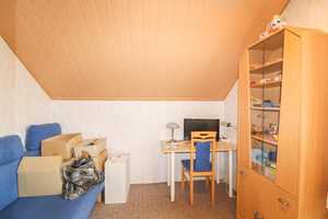 Platz für die ganze Familie! Einfamilienhaus mit Garage auf großem Grundstück in Jaderberg! – Wesermarsch (Kreis) – Vorschaubild 20
