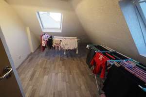 RENDITESTARKES VOLLVERMIETETES DREIFAMILIENHAUS IN HOMBURG-ERBACH – Die vollständige Adresse der Immobilie erhältst du vom Anbieter., 66424 Homburg – Vorschaubild 16