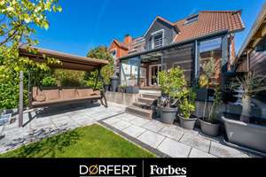 Modernes Wohnen im grünen Barsbüttel: Reihenendhaus mit Gartenidylle und Doppel-Carport – Die vollständige Adresse der Immobilie erhältst du vom Anbieter., 22885 Barsbüttel – Vorschaubild 1