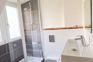 Hohe Decken, viel Charme – renovierte DG-Wohnung im gepflegten Vierfamilienhaus – 45130 Rüttenscheid, Essen – Vorschaubild 9