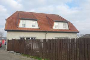 attraktive Doppelhaushälfte am östlichen Stadtrand von Oldenburg/H.