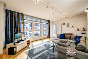 Möbliert: Zentrale Lage: moderne 2-Zimmer Wohnung  – Die vollständige Adresse der Immobilie erhältst du vom Anbieter., 80798 Josephsplatz, München – Vorschaubild 2