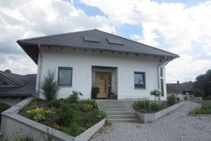 Extravagantes Einfamilienhaus sucht Mieter – Die vollständige Adresse der Immobilie erhältst du vom Anbieter., 84056 Rottenburg an der Laaber – Vorschaubild 1