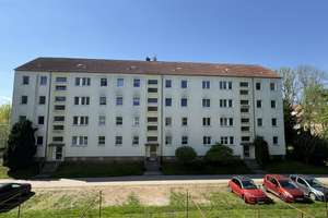 schöne 1 Raum Wohnung im Erdgeschoss mit Balkon