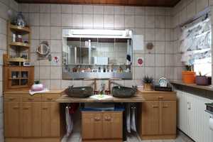 Geräumiges Zweifamilienhaus mit großem Garten, renovierter EG Wohnung und toller Raumaufteilung – Ansbach (Kreis) – Vorschaubild 23
