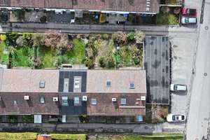 Einziehen und wohlfühlen - Charmantes Wohnen mit viel Platz und Licht – Die vollständige Adresse der Immobilie erhältst du vom Anbieter., 82223 Eichenau – Vorschaubild 2