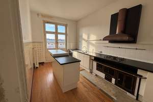 Großzügige 5,5-Zimmer  Whg. in denkmalgeschützem Jugendstilgebäude! BEFRISTET auf 2 Jahre!