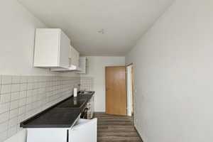 schöne und sanierte 1-Zimmerwohnung im 2.OG mit EBK – Hochweg 49, 93049 Regensburg – Vorschaubild 24
