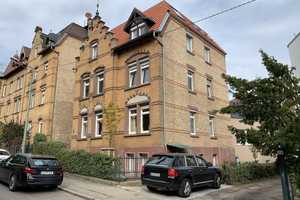 Außergewöhnliche 2-Zimmer-DG-Wohnung mit Einbauküche – Benckendorffstraße 28, 70199 Stuttgart – Vorschaubild 1