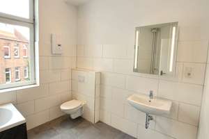 Frisch renovierte 7-Zimmer-Whg. mit 2 Bädern in ansprechendem Jugendstilhaus! – Die vollständige Adresse der Immobilie erhältst du vom Anbieter., 30159 Mitte (Ortsteil), Hannover – Vorschaubild 6