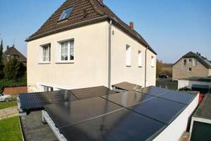Ideal für ein zu pflegendes Familienmitglied, als Mehrgenerationen-Haus oder mit Praxis / Büro – Die vollständige Adresse der Immobilie erhältst du vom Anbieter., 47443 Hochstraß, Moers – Vorschaubild 47