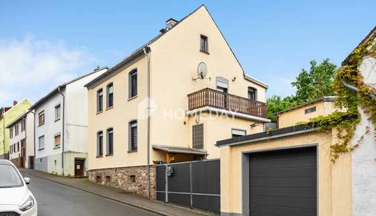 Bild von Stilvolles Einfamilienhaus mit Garten, Hobbyraum und moderner Ausstattung in Hünfelden