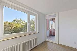 Wohnen mit Weitblick – helle 2-Zimmer-Wohnung mit Balkon – Kleine Klosterkoppel 14, 23562 Sankt Jürgen, Lübeck – Vorschaubild 2