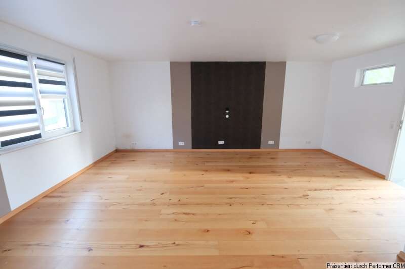 Immobilie in Remseck am Neckar - Aufwändig modernisiert, große Räume, viele Optionen - Bild 10