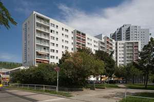 Komfortables Wohnen in der Marzahner Promenade – Marzahner Promenade 11, 12679 Marzahn, Berlin – Vorschaubild 2