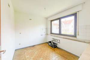 Großzügige, helle 3-Zimmer-Wohnung mit Balkon und Stellplatz in ruhiger Lage – Schemppstr. 61, 70619 Riedenberg, Stuttgart – Vorschaubild 6
