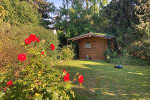 Ideales Familienhaus mit Gartenparadies – Die vollständige Adresse der Immobilie erhältst du vom Anbieter., 80997 Allach, München – Vorschaubild 1