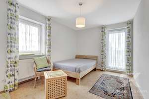 Geräumige Doppelhaushälfte in Rothenstadt mit hochwertiger Ausstattung, Garage, Garten und Terrasse – Die vollständige Adresse der Immobilie erhältst du vom Anbieter., 92637 Rothenstadt, Weiden in der Oberpfalz – Vorschaubild 15