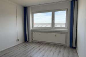 Helle 2 Zimmerwohnung zentral gelegen-WG geeignet – Die vollständige Adresse der Immobilie erhältst du vom Anbieter., 69115 Bergheim, Heidelberg – Vorschaubild 2