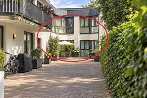 Stadthaus-Feeling in Friedrichstadt: Hochwertige Maisonette-Wohnung mit eigener Terrasse im ruhigen  – 40217 Friedrichstadt, Düsseldorf – Vorschaubild 9