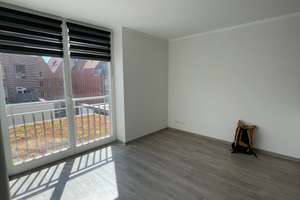 Helle 3-Zimmer Wohnung im 2. OG mit Balkon in Lübeck Innenstadt – Alfstraße 21, 23552 Innenstadt, Lübeck – Vorschaubild 3