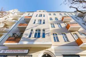 Stilvolle 3-Zimmer-Altbauwohnung mit 3,50 m Deckenhöhe und Kamin in bester Lage! – Uhlandstraße 129, 10717 Wilmersdorf, Berlin – Vorschaubild 18