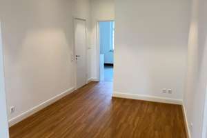Schicke 3-Zimmer-Wohnung in Toplage mit Balkon an der Düsseldorfer Rheinpromenade (Golzheim) – 40474 Golzheim, Düsseldorf – Vorschaubild 4