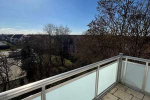 1. Monat Kaltmietfrei Geräumige 3-RW - sonniger, großer Balkon - Bad mit Wanne und Dusche  – Oebisfelder Str. 28, 39126 Rothensee, Magdeburg – Vorschaubild 3