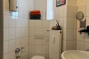 Schöne 1,5 Zimmer/D/B Altbauwohnung in Bonn Herwarthstrasse, 2.OG – Die vollständige Adresse der Immobilie erhältst du vom Anbieter., 53115 Weststadt, Bonn – Vorschaubild 14