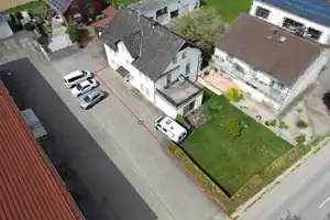 Renovierungsbedürftiges Einfamilienhaus in Geltolfing – Straubing-Bogen (Kreis) – Vorschaubild 2