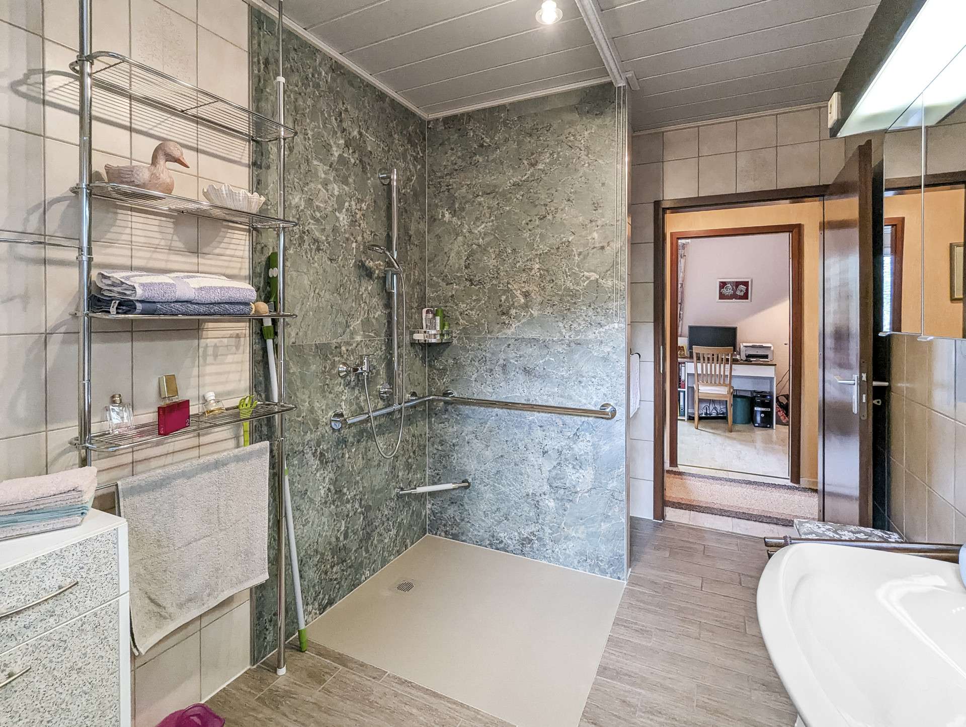 Immobilie in Welle - Mehrgenerationshaus mit Einliegerwohnung, Doppelgarage & Traumgarten in Welle - Bild 8