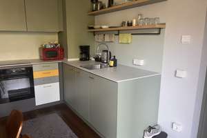 Moderne, voll möblierte 40m²-Wohnung (EG) mit Terrasse – Die vollständige Adresse der Immobilie erhältst du vom Anbieter., 12055 Neukölln (Ortsteil), Berlin – Vorschaubild 1