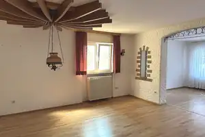 Attraktives 3-Familienhaus – vielseitig nutzbar für Familien oder Investoren – Karlsruhe – Vorschaubild 2