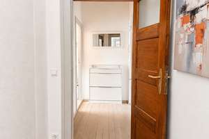2-Zimmer-Altbaucharme in Bestlage – 10439 Prenzlauer Berg, Berlin – Vorschaubild 3