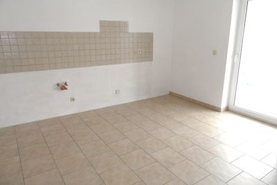 ** mit Balkon ** Gemütliche 2 Zimmer Wohnung in Werdau zu vermieten!