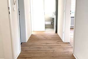 Erstbezug nach Sanierung - 4 Zimmer Wohnung – 70378 Mühlhausen (Ortsteil), Stuttgart – Vorschaubild 1