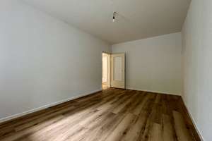 70 m², 2 Zimmer, Küche, Diele, Bad mit Fenster, Balkon! – Windscheidstraße 19, 40239 Düsseltal, Düsseldorf – Vorschaubild 2