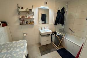 familiengeeignete 3-Zi.-Wohnung mit Balkon * 90 m² * neuwertig * Baujahr 2020 – Welfenstr. 16b, 81541 Obere Au, München – Vorschaubild 11