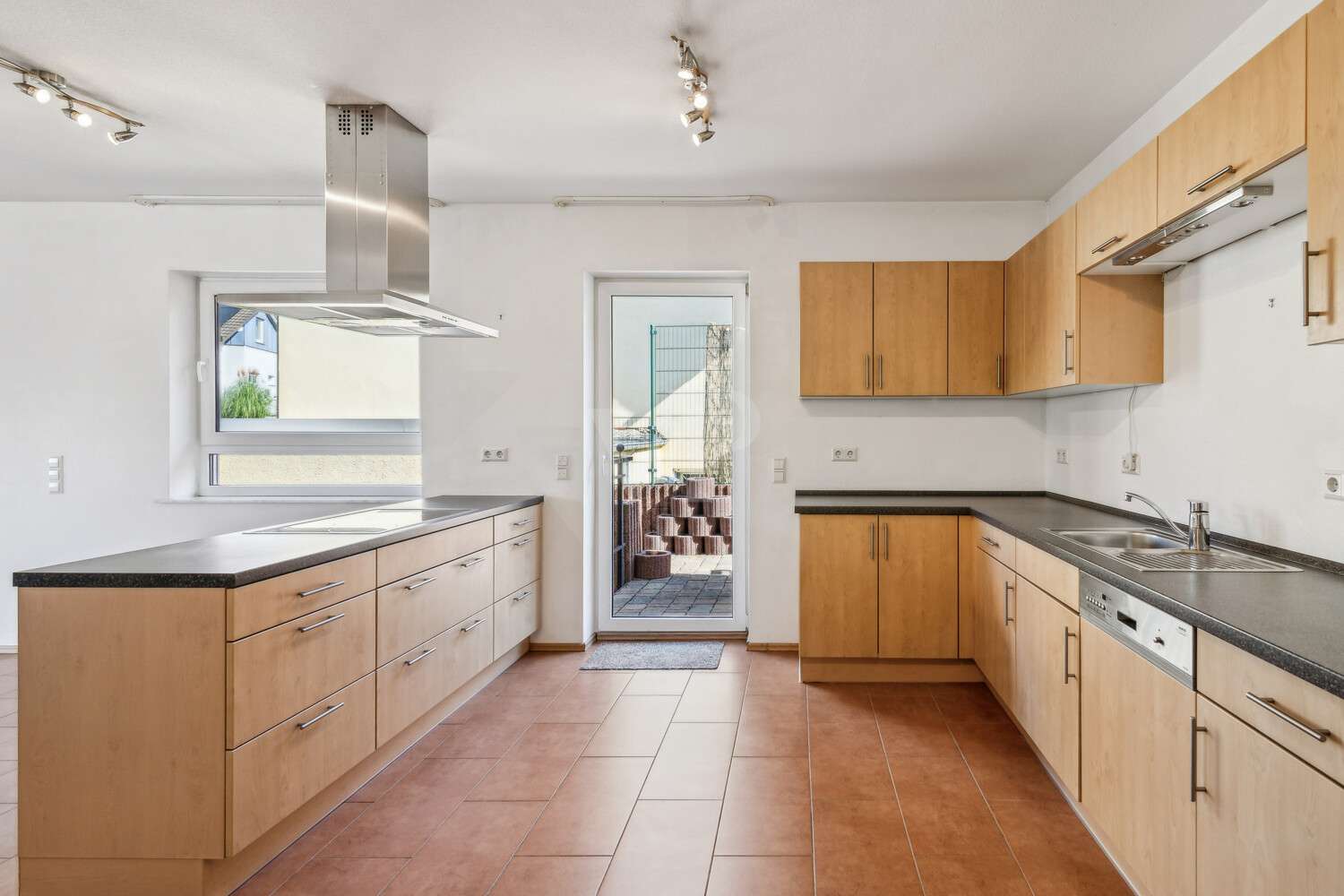 Immobilie in Katzweiler - Exklusives Einfamilienhaus – großzügig, lichtdurchflutet, in begehrter Lage - Bild 12