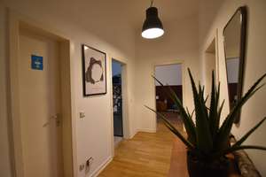 Altbau-Liebe! Charmante 3-Zimmer-Wohnung mit EBK & Balkon – Elisabethstraße 45, 40217 Unterbilk, Düsseldorf – Vorschaubild 2