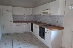 Sofort frei! Gepflegte 4-Zi-DHH mit schönem Garten, Terrasse, Carport in ruhiger Lage mit PV-Nutzung – Die vollständige Adresse der Immobilie erhältst du vom Anbieter., 24988 Oeversee – Vorschaubild 4