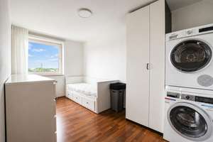 AIGNER- Attraktive 3-Zimmer-Wohnung mit Wintergarten und Seeblick in Feldmoching – Die vollständige Adresse der Immobilie erhältst du vom Anbieter., 80995 Lerchenau-West, München – Vorschaubild 4